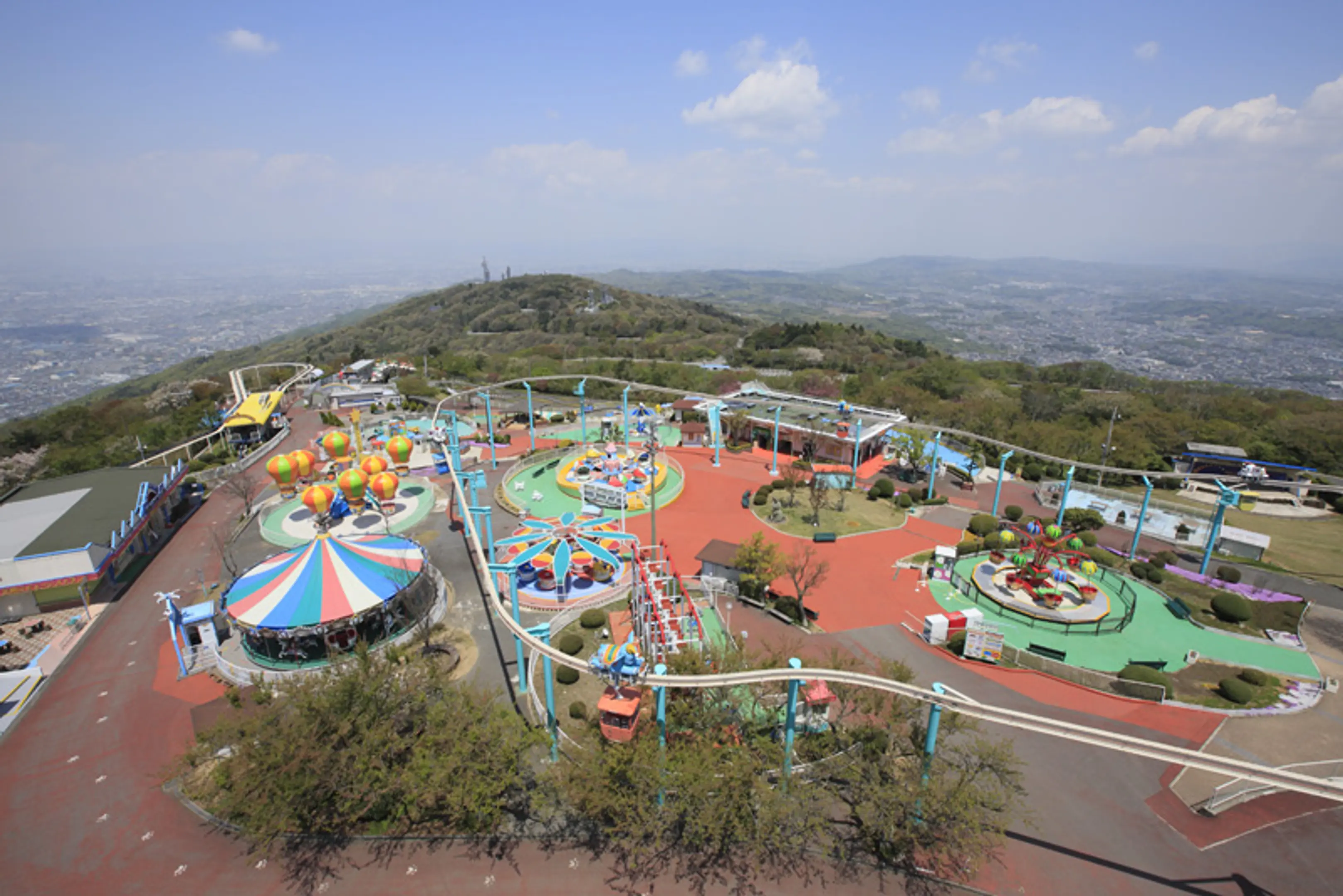 生駒山上遊園地が2026年も家族に選ばれ続ける理由と完全攻略法
