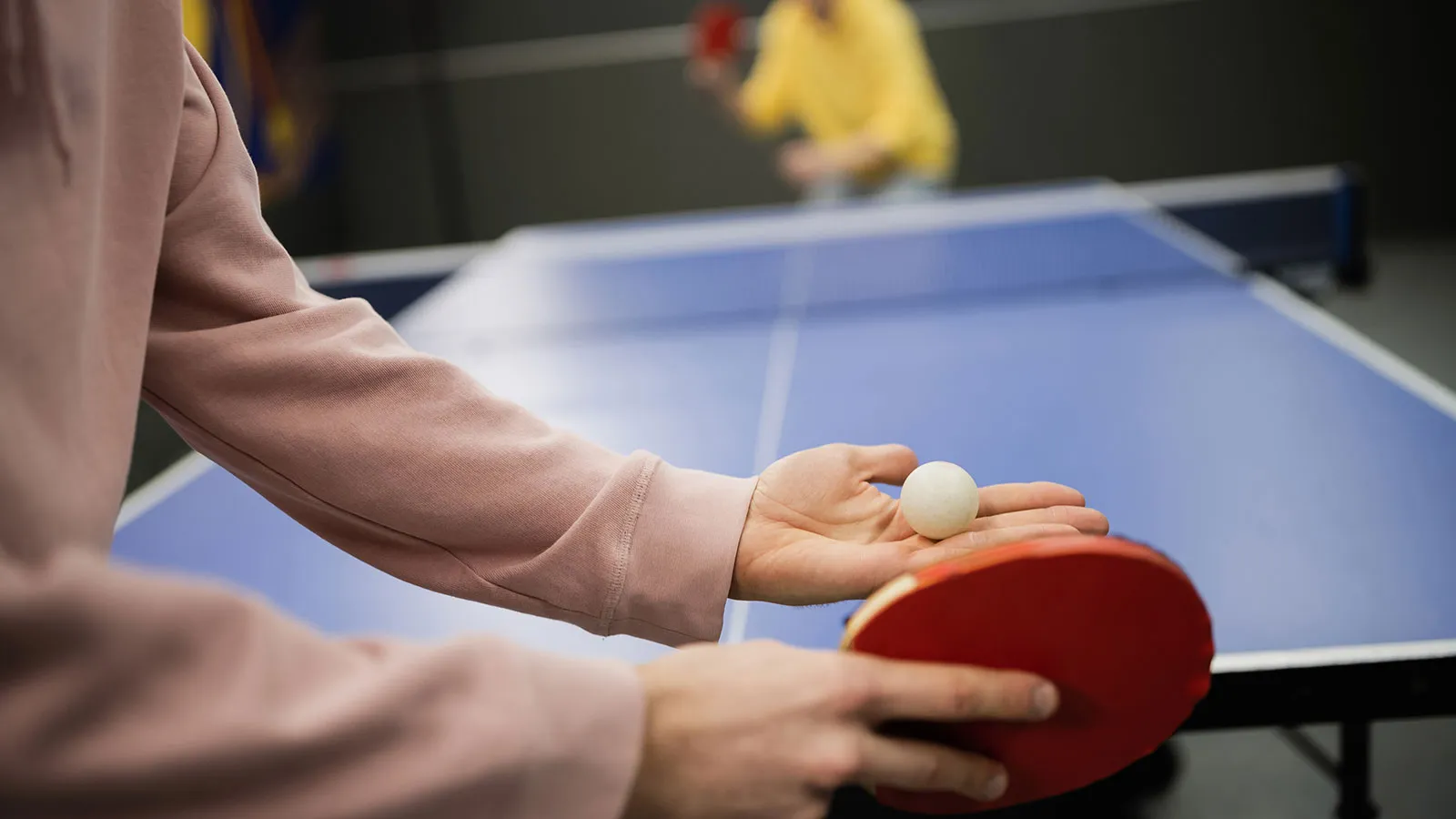 ピンポン玉リレーで絶対盛り上がる！高齢者レクと運動会の成功ルール