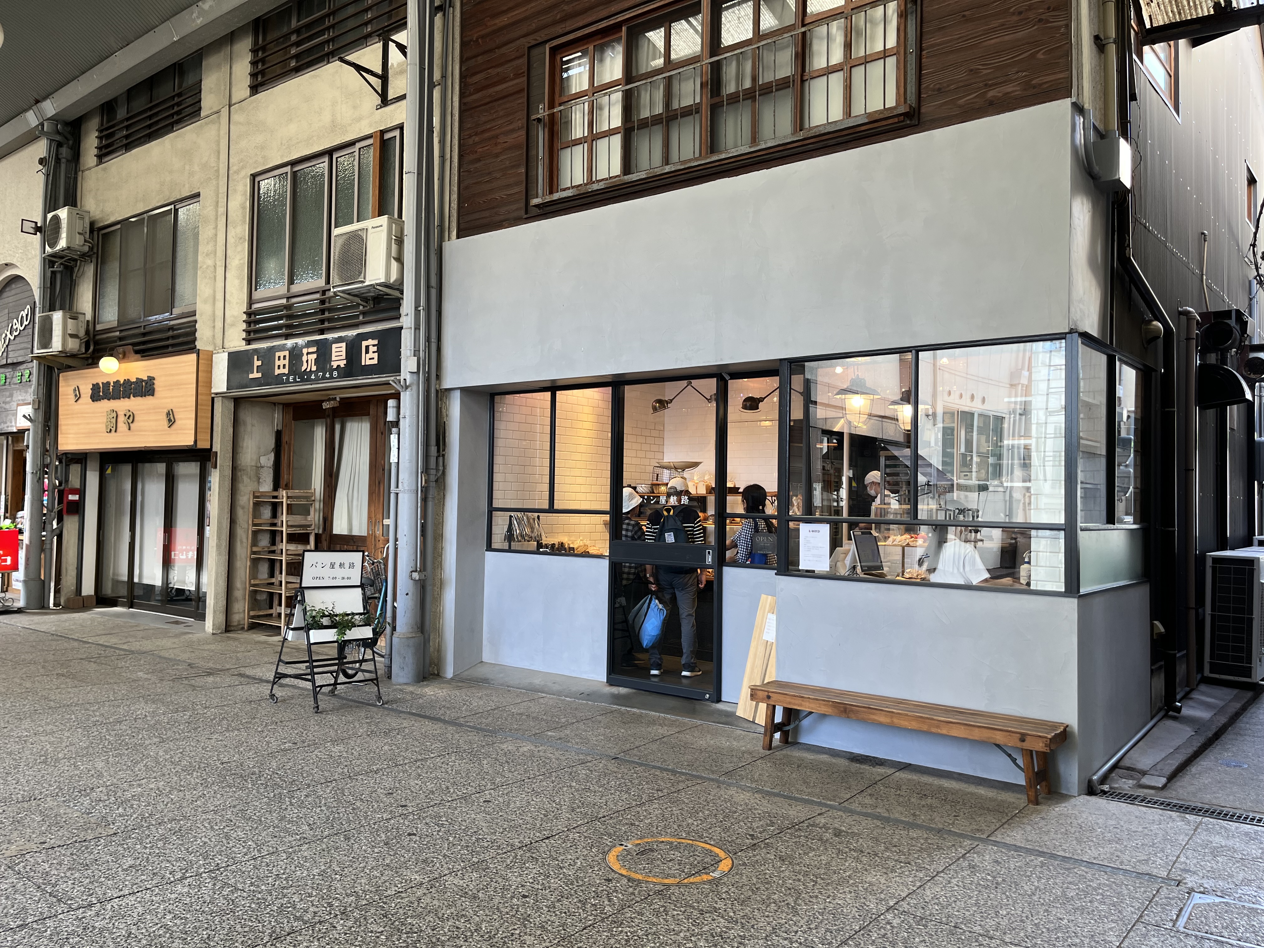 尾道「パン屋航路」の真価とは？行列の理由と名物クロワッサン徹底解剖
