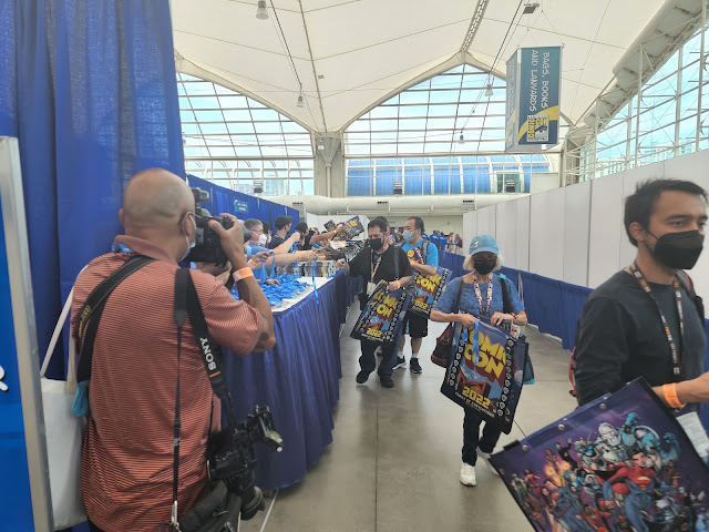 Boston Comic Con Bag Policy