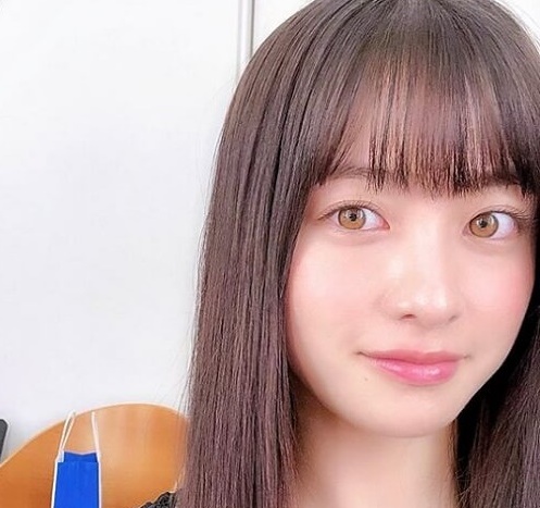 奇跡の「ライトブラウン」が再び世界を魅了。橋本環奈の“瞳”に隠された科学的秘密と、2026年最新のビューティートレンド