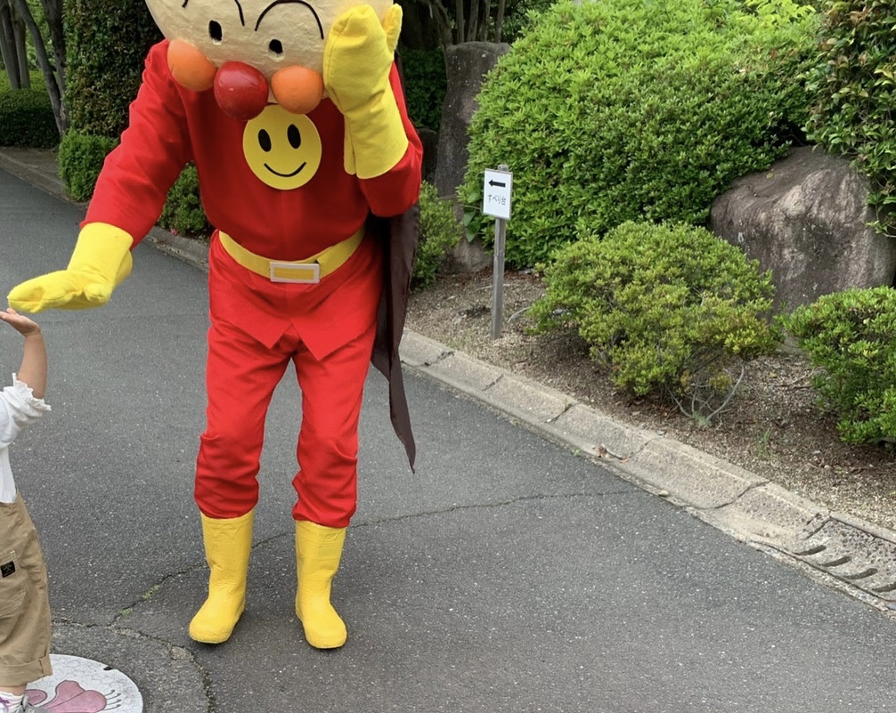 【2026年現地ルポ】消える街の本屋、踏みとどまる長崎——港町でいま「紙のページ」を繰る人々